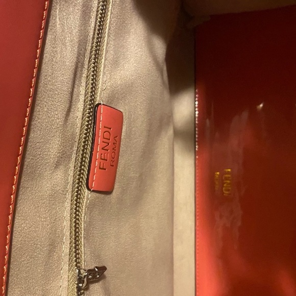 Fendi Coral Tote Bag - Picture 5 of 6